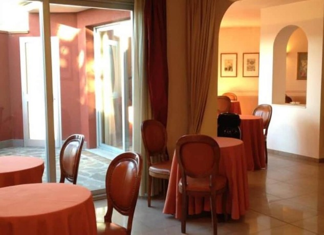 Imagen general del Hotel Daniel, Basiano. Foto 4