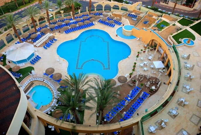 Imagen de la piscina del Hotel Daniel Dead Sea. Foto 14