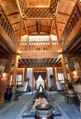 Imagen de los interiores del Hotel Daniel Lawence Gadan Manor Hotel. Foto 18