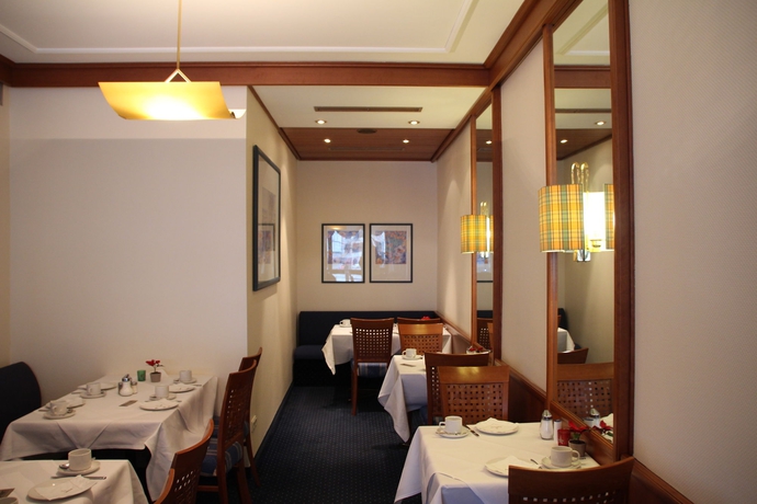 Imagen del bar/restaurante del Hotel Daniel, Munich. Foto 2