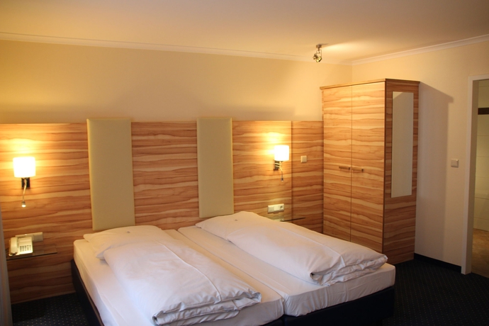 Imagen de la habitación del Hotel Daniel, Munich. Foto 5