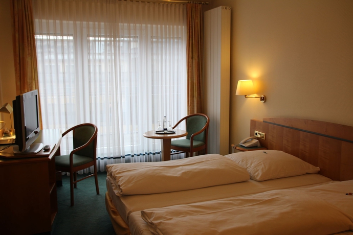 Imagen de la habitación del Hotel Daniel, Munich. Foto 7