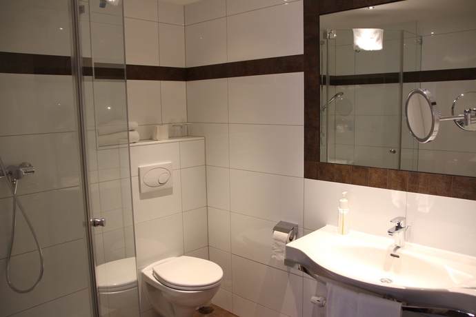 Imagen de la habitación del Hotel Daniel, Munich. Foto 15