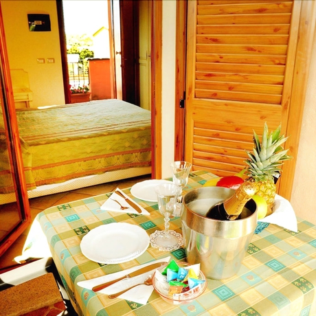 Imagen de la habitación del Hotel Daniel, Olbia. Foto 6