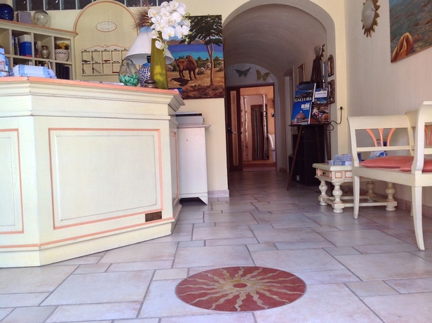 Imagen de los interiores del Hotel Daniel, Olbia. Foto 14