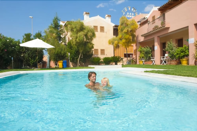 Imagen de la piscina del Hotel Daniel, Olbia. Foto 18