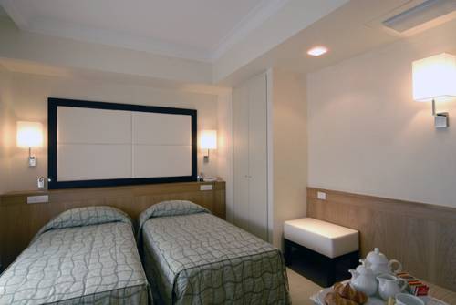 Imagen de la habitación del Hotel Daniel, Parma. Foto 14