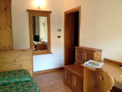 Imagen de la habitación del Hotel Daniela, Selva di Levico. Foto 14
