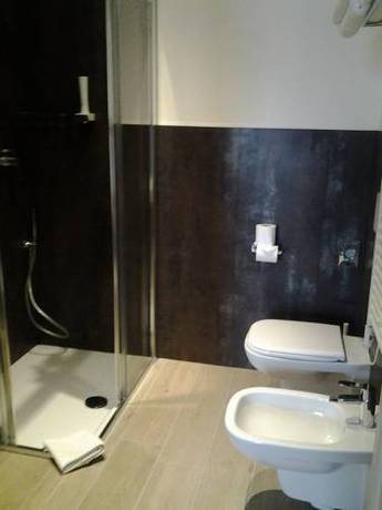 Imagen de la habitación del Hotel Danieli La Castellana. Foto 15