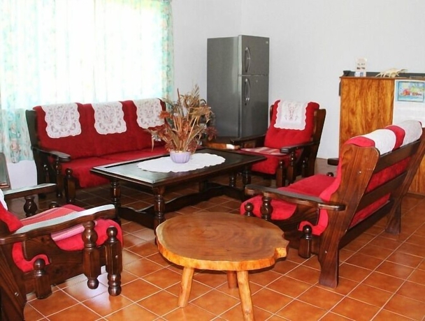 Imagen de los interiores del Hotel Daniella\'s Bungalows. Foto 15
