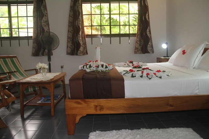 Imagen de la habitación del Hotel Daniella\'s Bungalows. Foto 10
