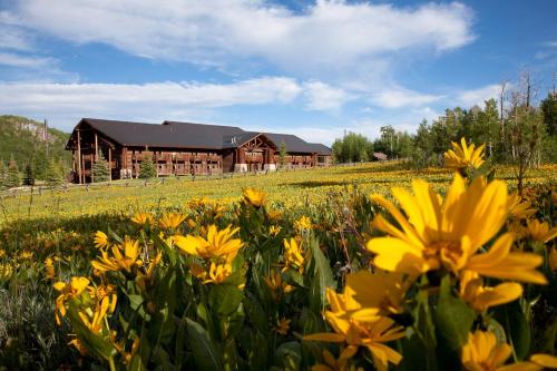 Imagen general del Hotel Daniels Summit Lodge, Independence. Foto 2