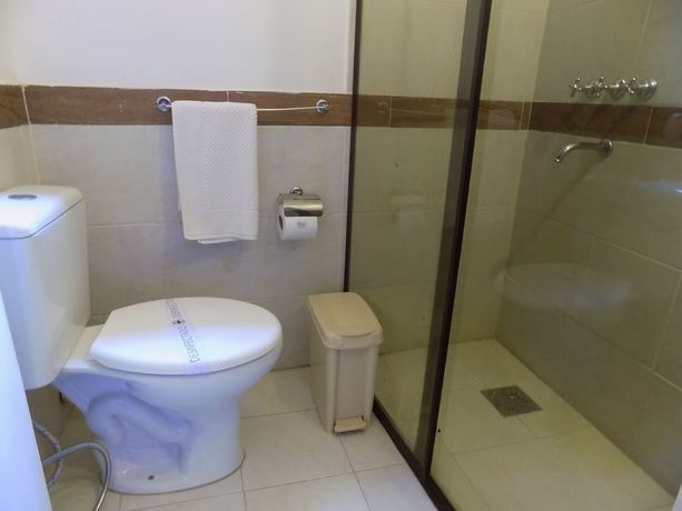 Imagen de la habitación del Hotel Danieri Asunci&oacute;n. Foto 18