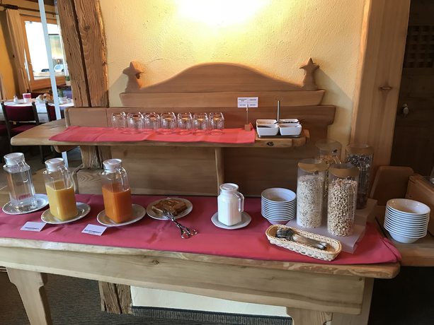 Imagen del bar/restaurante del Hotel Danilo-pianta. Foto 9