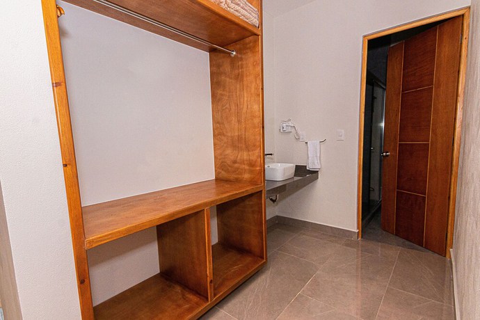 Imagen de la habitación del Hotel Danini. Foto 5