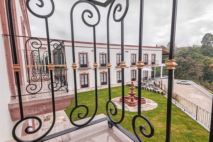 Imagen de la habitación del Hotel Danini. Foto 8