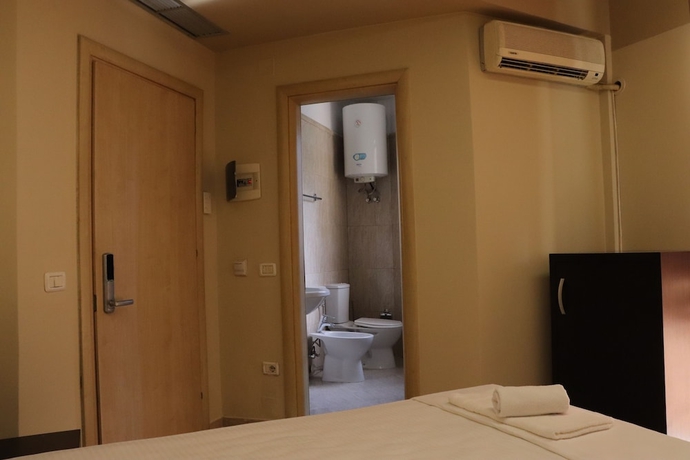 Imagen de la habitación del Hotel Danis, Durres. Foto 6