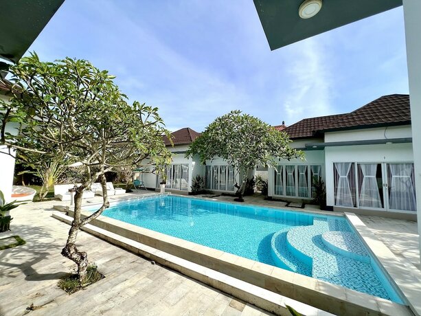Imagen general del Hotel Daniswara Villa. Foto 11