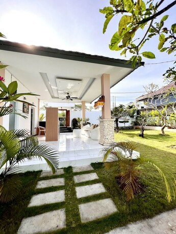 Imagen general del Hotel Daniswara Villa. Foto 15