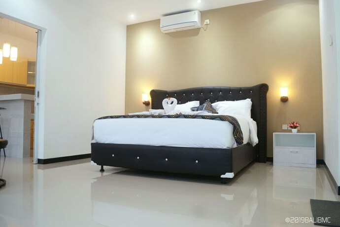 Imagen de la habitación del Hotel Daniswara Villa. Foto 23
