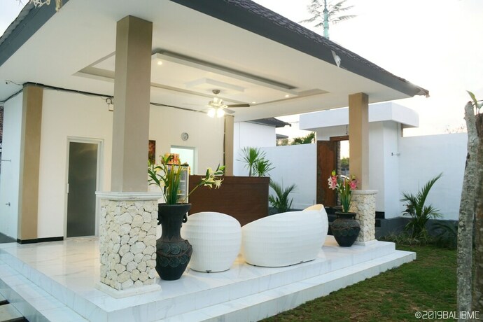 Imagen de los interiores del Hotel Daniswara Villa. Foto 31