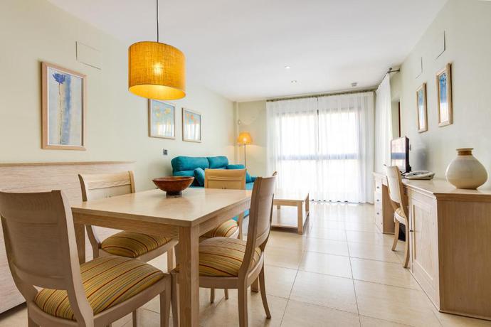 Imagen general del Hotel Daniya Denia. Foto 9