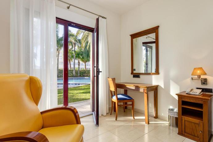 Imagen general del Hotel Daniya Denia. Foto 12