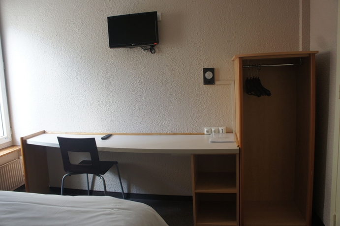 Imagen de la habitación del Hotel D'anjou. Foto 5