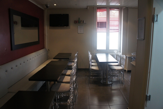 Imagen del bar/restaurante del Hotel D'anjou. Foto 1
