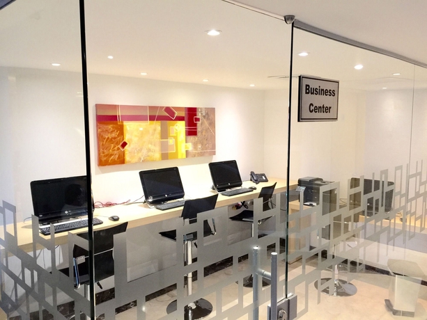 Imagen de los interiores del Hotel Dann Cali. Foto 4