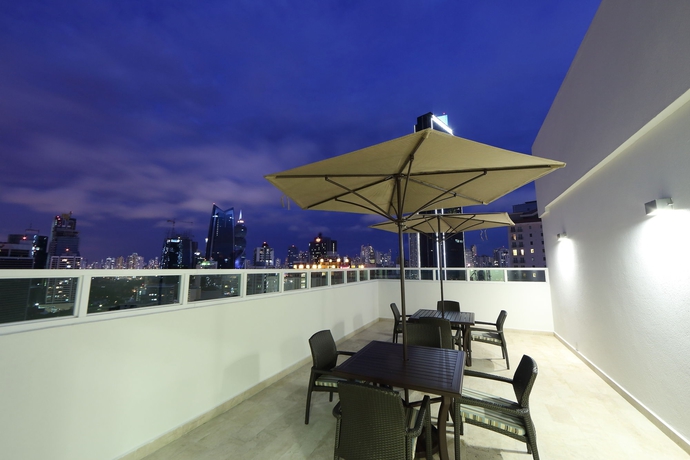 Imagen de los exteriores del Hotel Dann Carlton Marinn Place Panama Financial District. Foto 7