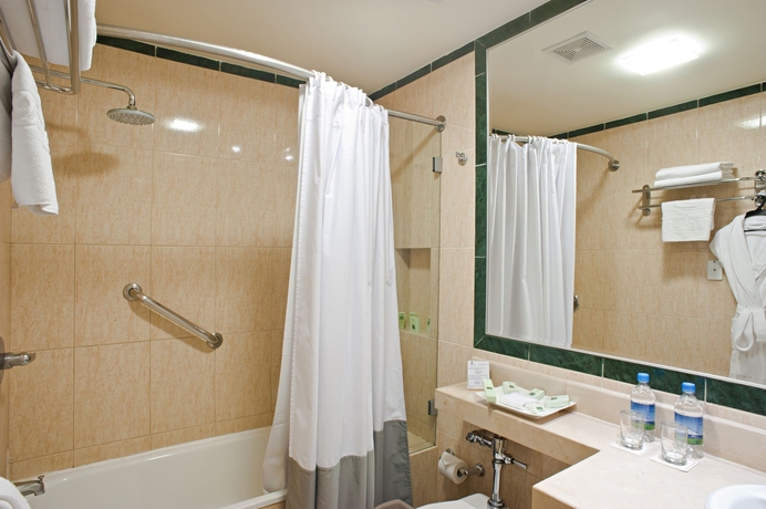 Imagen de la habitación del Hotel Dann Carlton Quito. Foto 15