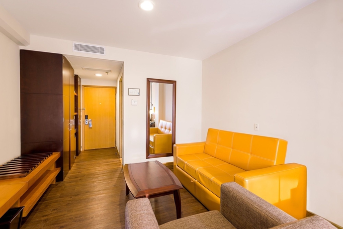 Imagen de los interiores del Hotel Dann Norte. Foto 13