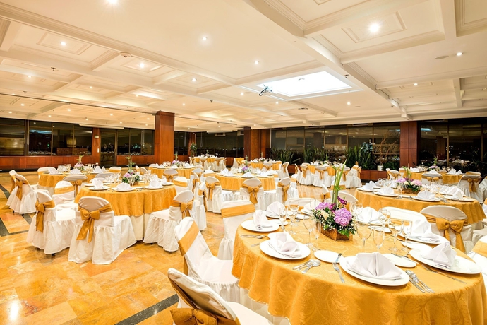 Imagen de los interiores del Hotel Dann Norte. Foto 14