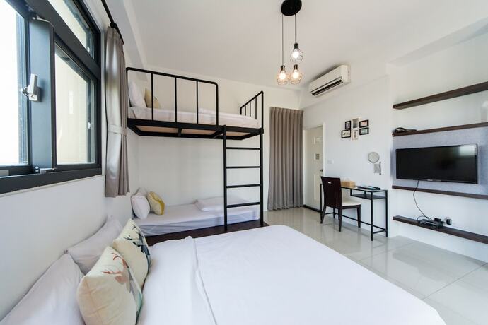 Imagen de la habitación del Hotel Dansely. Foto 15