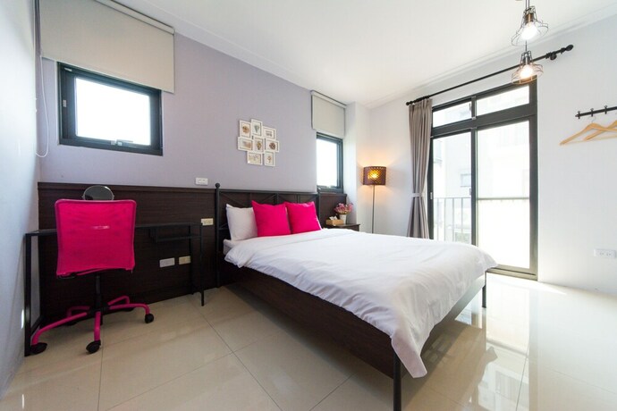 Imagen de la habitación del Hotel Dansely. Foto 17