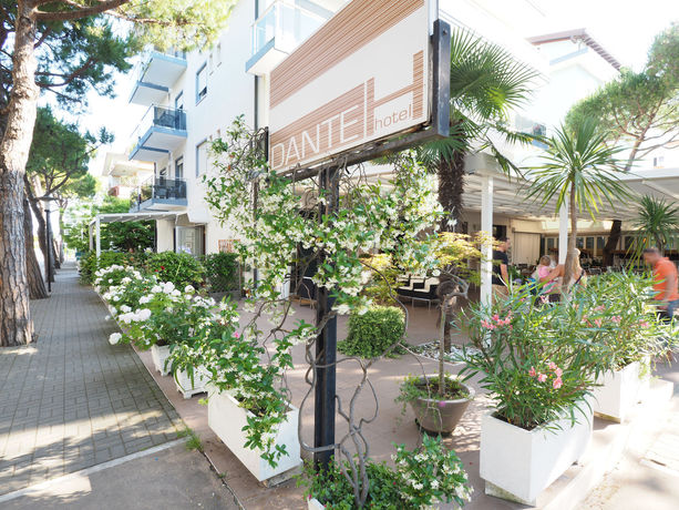 Imagen general del Hotel Dante. Foto 1