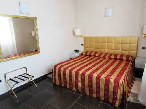 Imagen de la habitación del Hotel Dante Residence, MANTUA. Foto 9