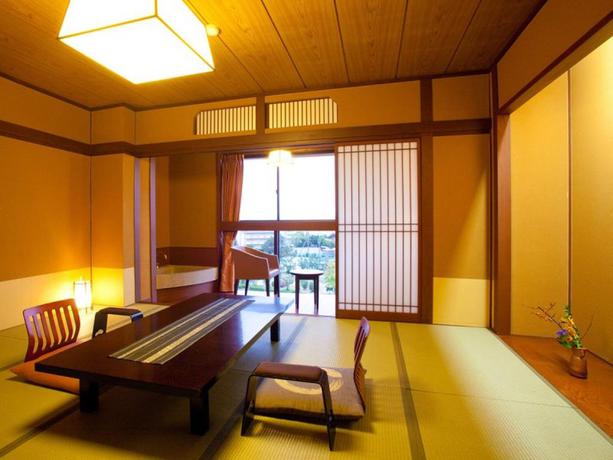 Imagen de la habitación del Hotel Dantokan Kikunoya. Foto 4
