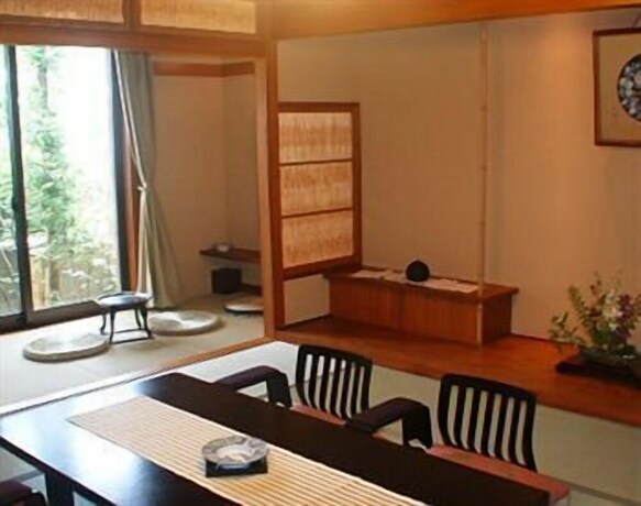 Imagen de la habitación del Hotel Dantoukan Kikunoya. Foto 24