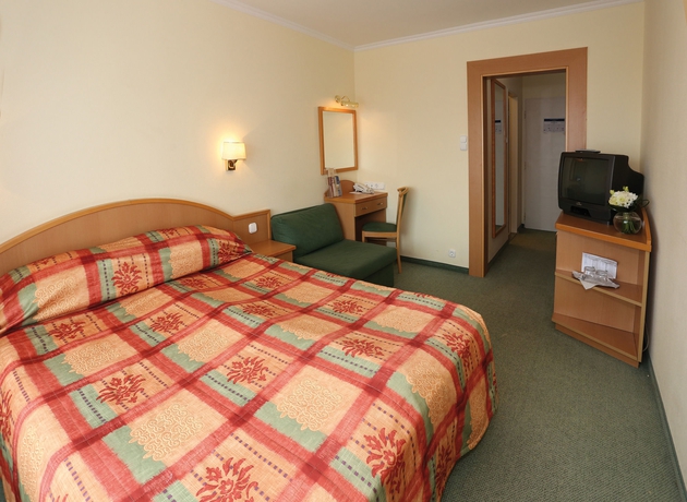 Imagen de la habitación del Hotel Danubius Annabella. Foto 6