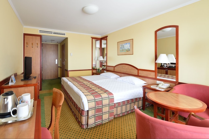 Imagen de la habitación del Hotel Danubius B&uuml;k. Foto 7