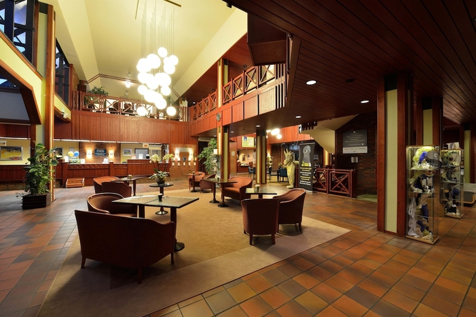 Imagen de los interiores del Hotel Danubius B&uuml;k. Foto 19