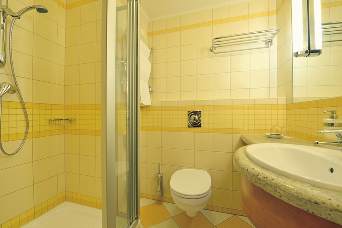 Imagen de la habitación del Hotel Danubius B&uuml;k. Foto 16