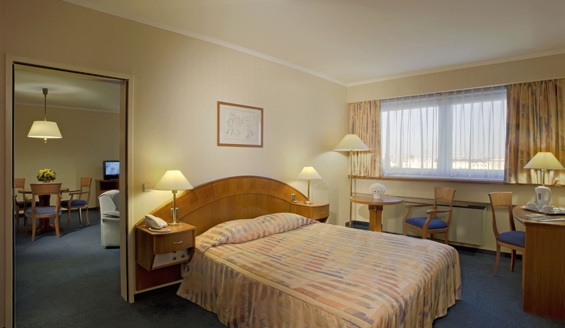 Imagen de la habitación del Hotel Danubius Flamenco. Foto 5