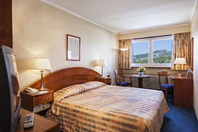 Imagen de la habitación del Hotel Danubius Flamenco. Foto 9