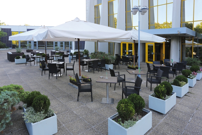 Imagen del bar/restaurante del Hotel Danubius Helia. Foto 6