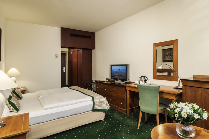 Imagen de la habitación del Hotel Danubius Hungaria City Center. Foto 9