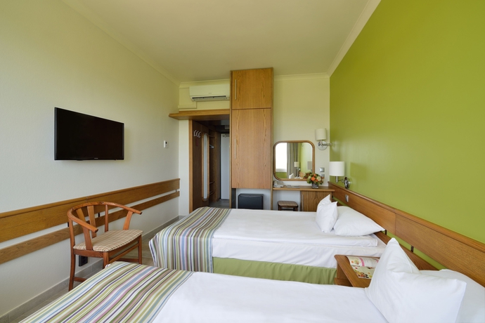 Imagen de la habitación del Hotel Danubius Marina. Foto 2