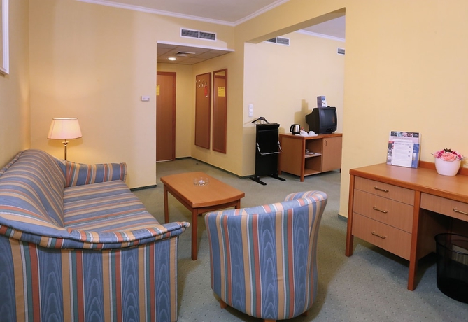 Imagen de la habitación del Hotel Danubius Rába. Foto 16